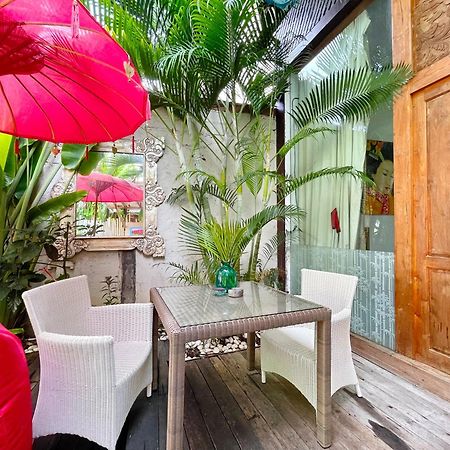 The Secret Jungle Villas Seminyak Exterior foto